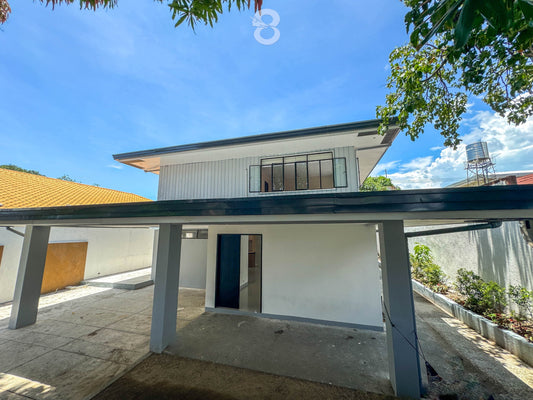 Newly renovated house in Merville Park, Parañaque